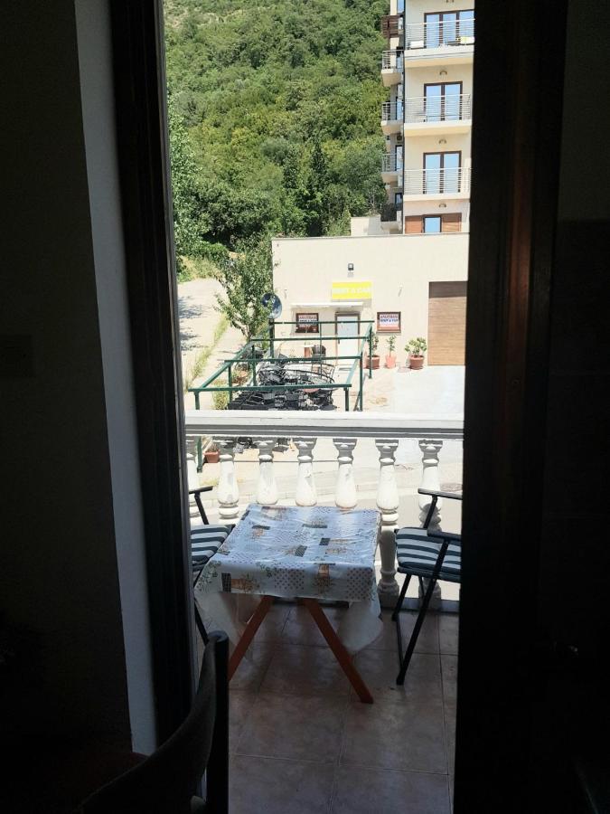 Sobe I Apartmani Marovic Petrovac Zewnętrze zdjęcie
